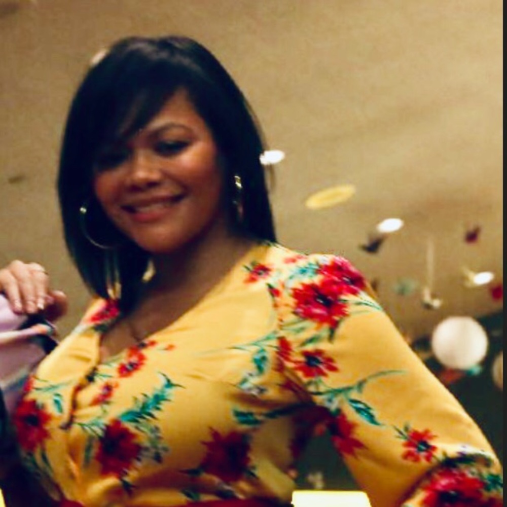 Meet the Posher, Aly